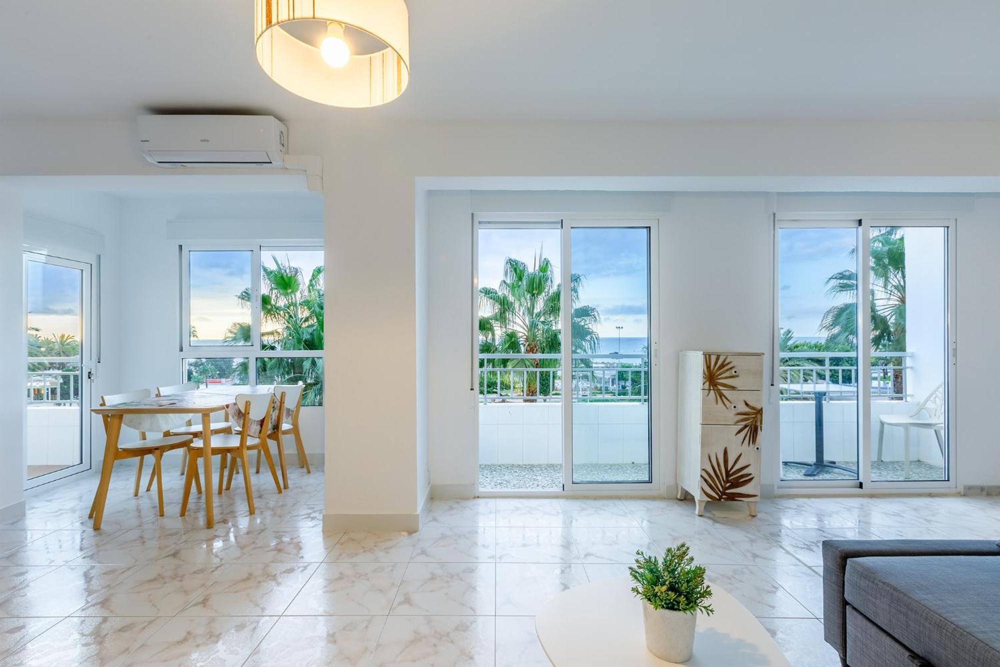 A&N Neptuno Torre Del Mar Apartment Exterior photo