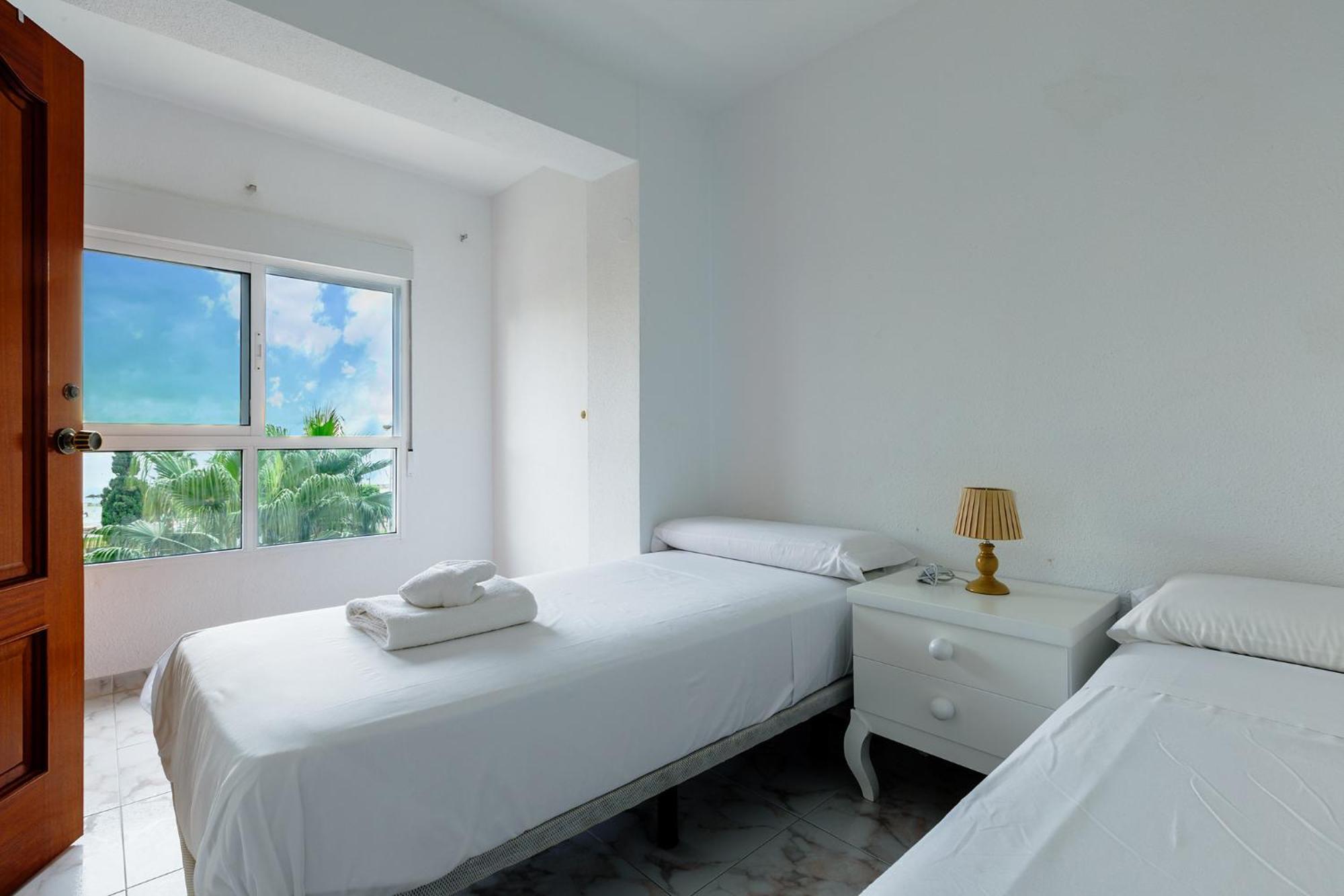 A&N Neptuno Torre Del Mar Apartment Exterior photo